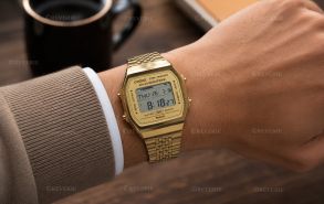 Reloj digital dorado Casio con contador de pasos y Bluetooth | ABL-100WEG-9AEF