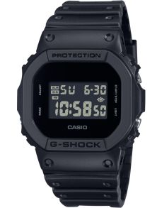Reloj digital negro G-Shock Stealth con resistencia al agua 200M | DW-5600UBB-1ER