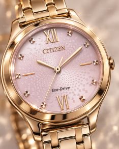 Citizen Eco-drive reloj de mujer con esfera de nácar | Elegancia chapada en oro rosa con marcadores de hora de cristal y reserva de marcha de 180 días | EM0503-75X