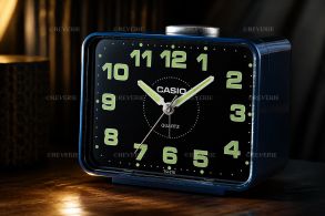 Reloj despertador analógico luminoso Casio azul con función de repetición | TQ-218-2EF