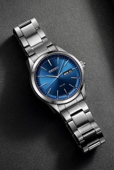 Seiko Solar Sapphire SNE525P1
