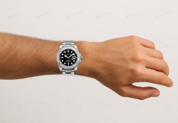 Reloj de hombre Aistrup con esfera negra, bisel giratorio y brazalete de acero | AIW8801
