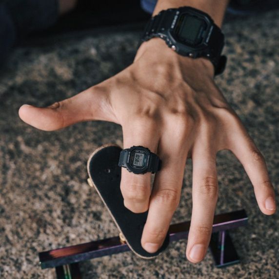 Casio G-Shock Nano DWN-5600-4ER