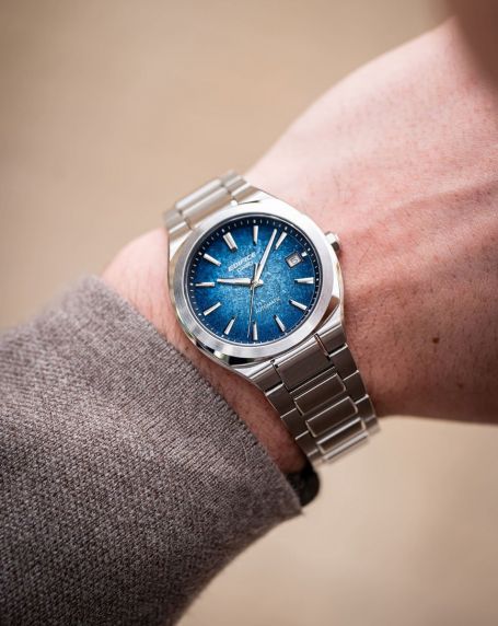 Casio Mens Automatic Sapphire Blue 38mm