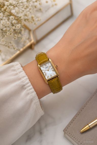 Seiko Ladies Golden Mother-of-Pearl Roman Rectangular 22mm